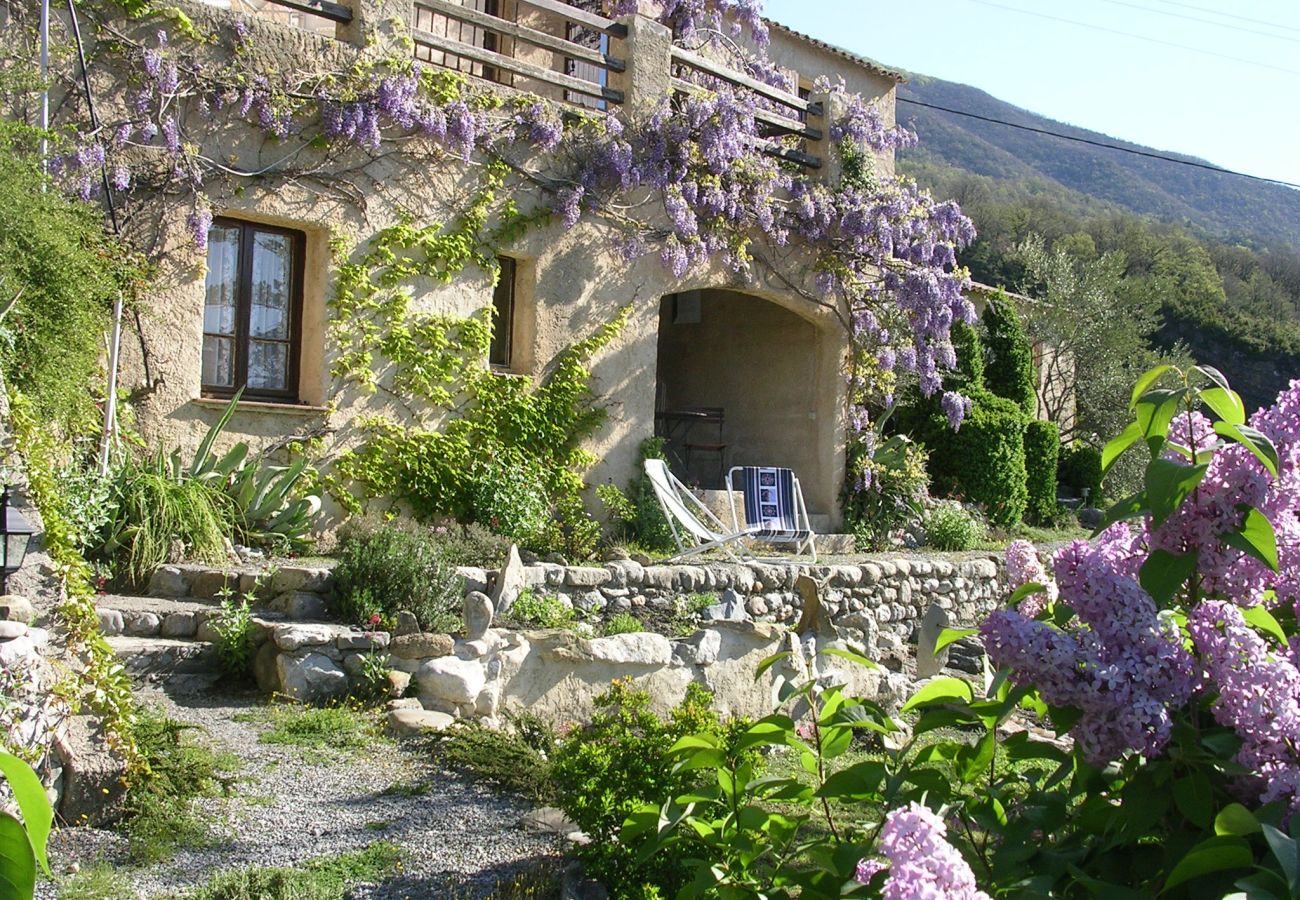Appartement à La Robine-sur-Galabre - Appartement La Lavande- 2pers-au calme-Digne -les-bains-3étoiles 