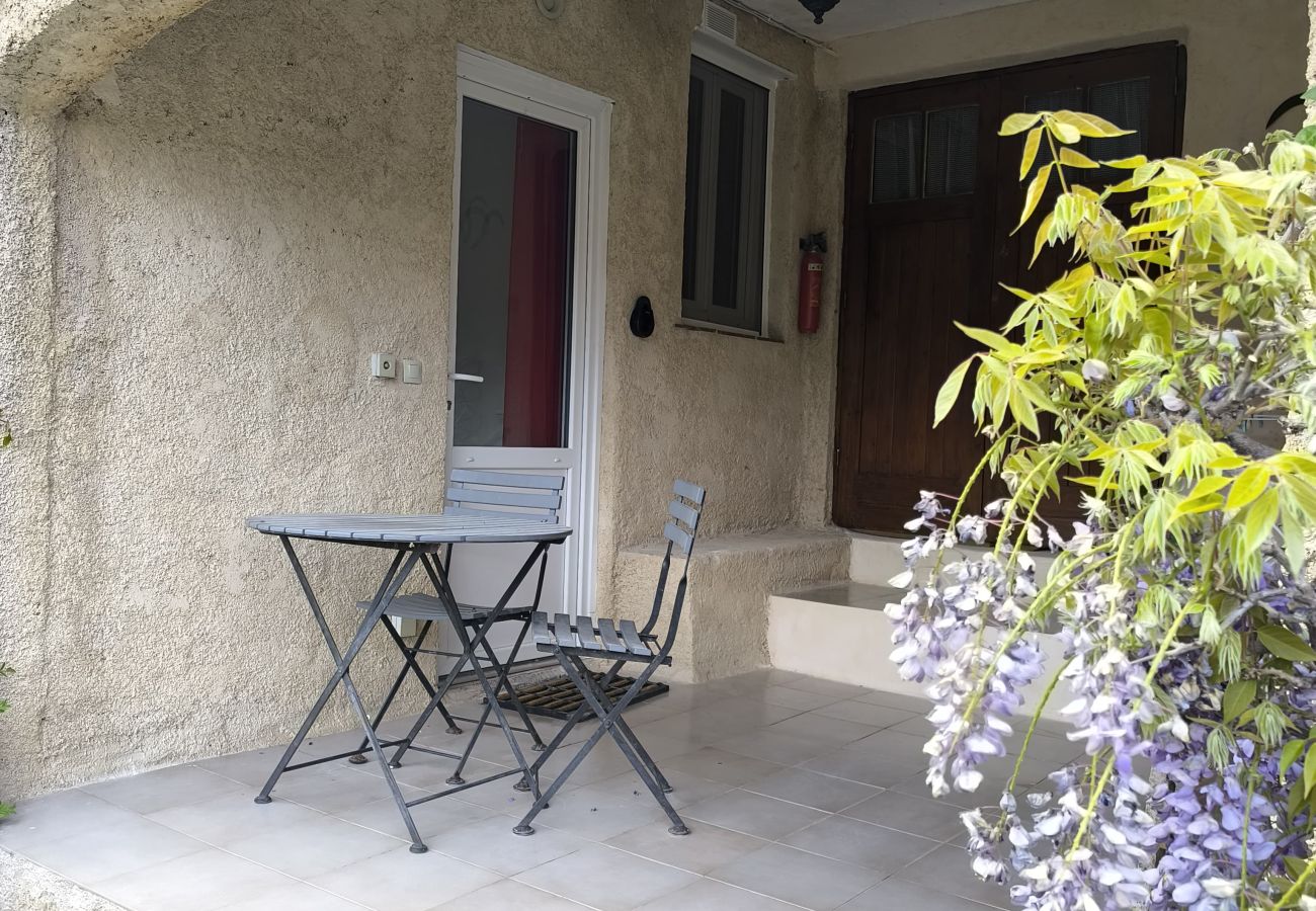 Appartement à La Robine-sur-Galabre - Appartement La Lavande- 2pers-au calme-Digne -les-bains-3étoiles 