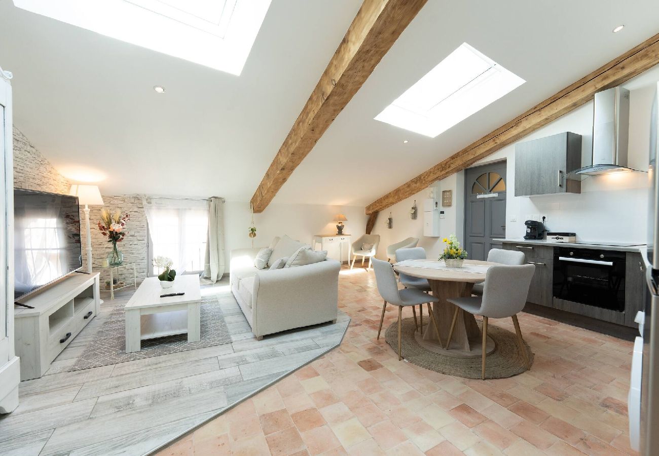 Appartement à Riez - Appartement La Lavande-balnéo en amoureux-3 étoiles 