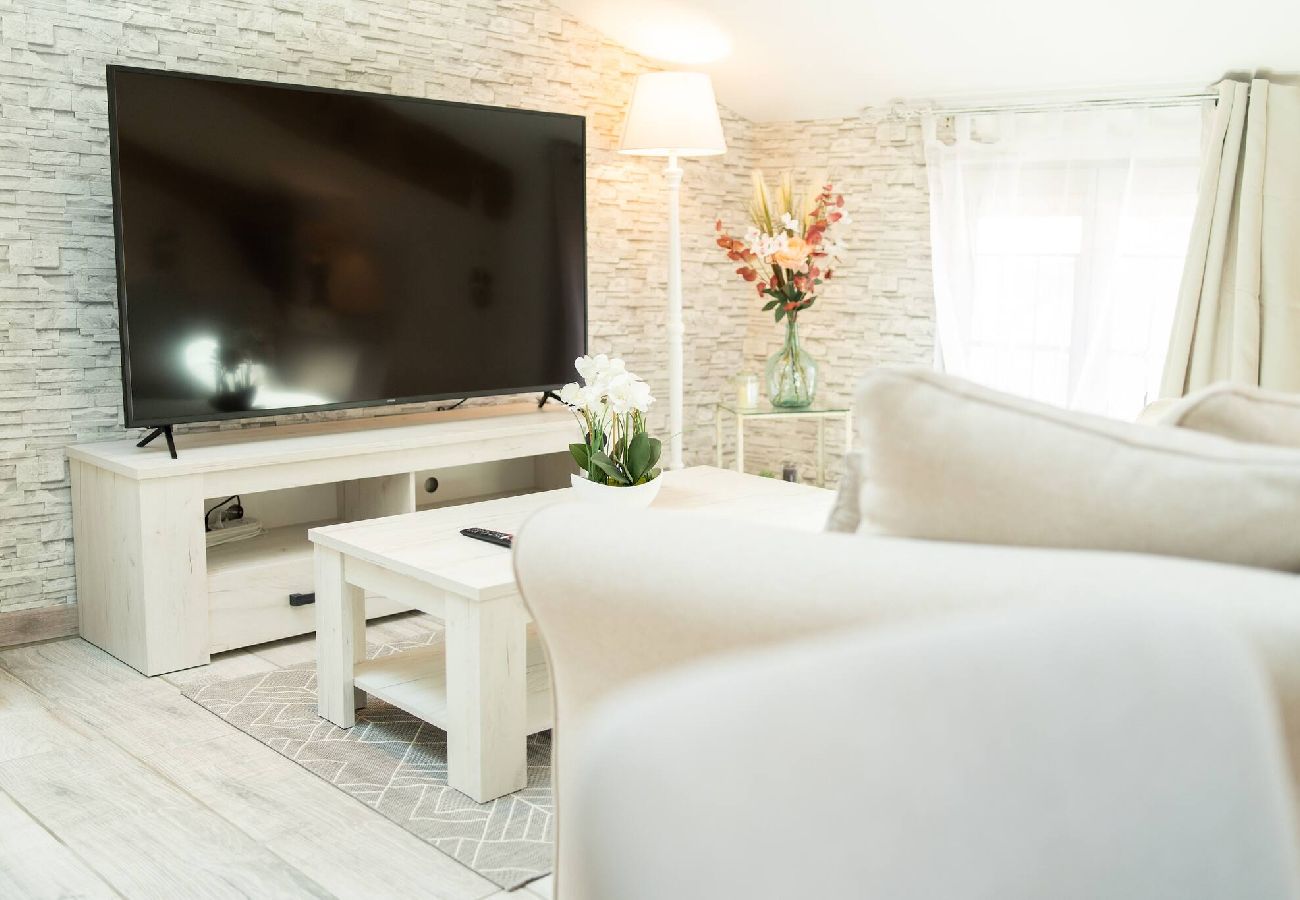Appartement à Riez - Appartement La Lavande-balnéo en amoureux-3 étoiles 