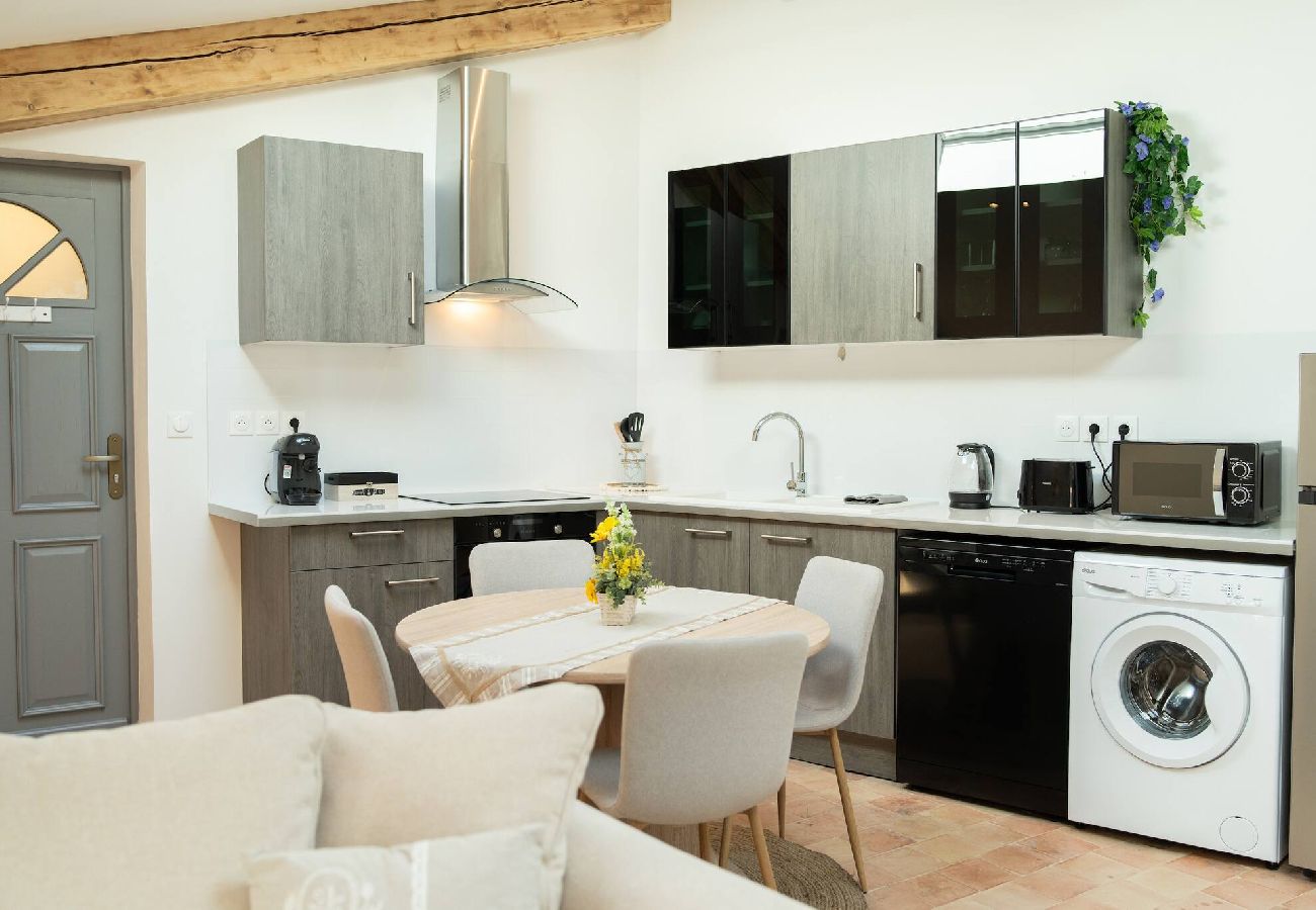 Appartement à Riez - Appartement La Lavande-balnéo en amoureux-3 étoiles 
