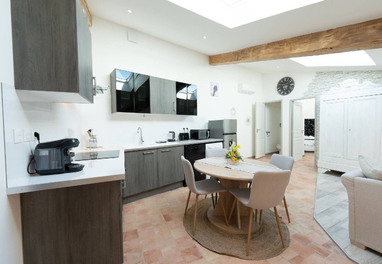 Appartement à Riez - Appartement La Lavande-balnéo en amoureux-3 étoiles 