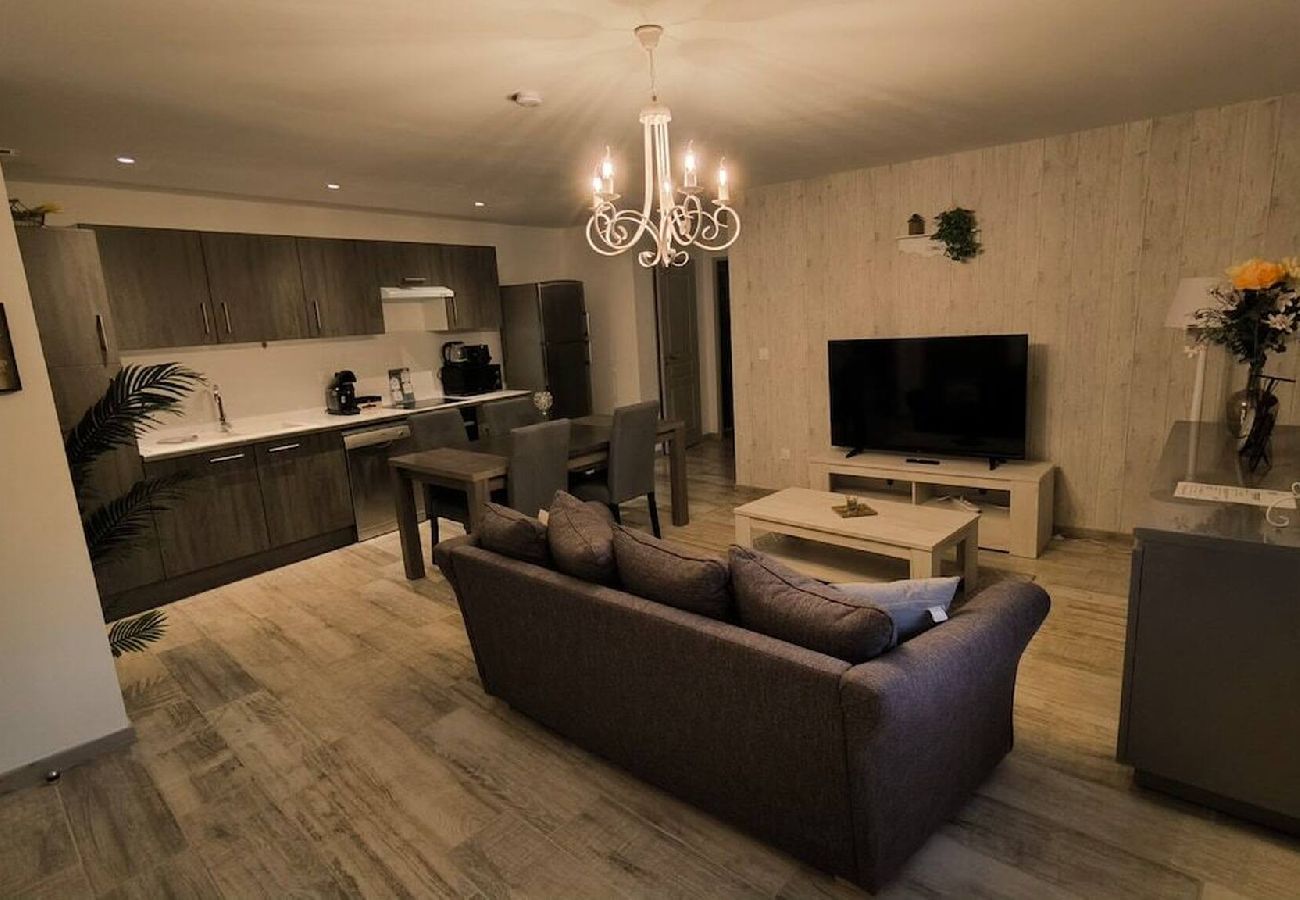Appartement à Riez - Appartement Le Laurier-4 pers-Lac de sainte croix-3 étoiles 