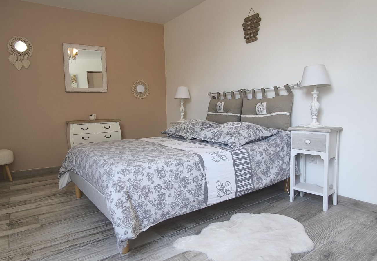 Appartement à Riez - Appartement Le Laurier-4 pers-Lac de sainte croix-3 étoiles 