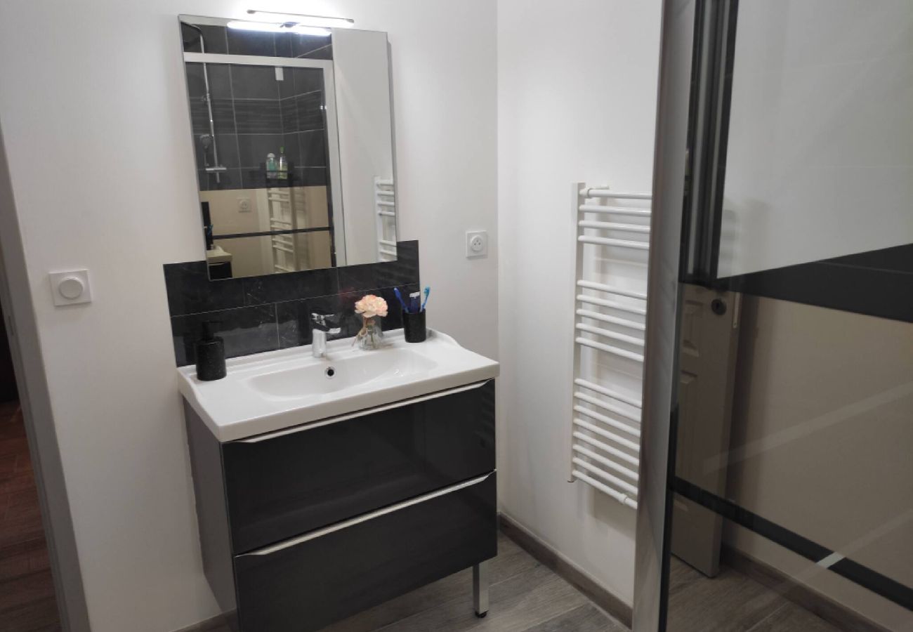 Appartement à Riez - Appartement Le Romarin-4 pers à Riez-3 étoiles 