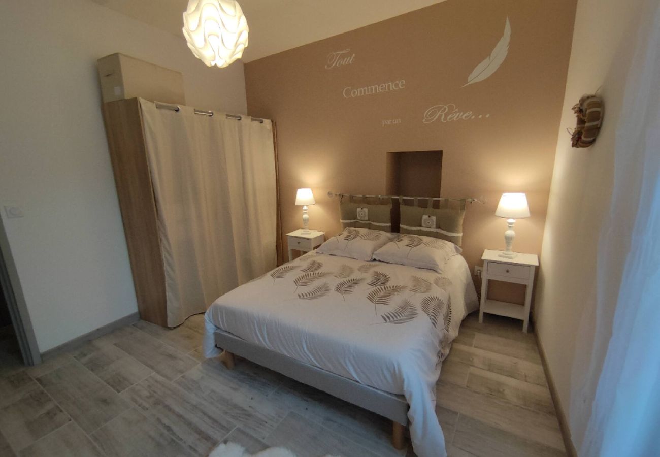 Appartement à Riez - Appartement Le Romarin-4 pers à Riez-3 étoiles 