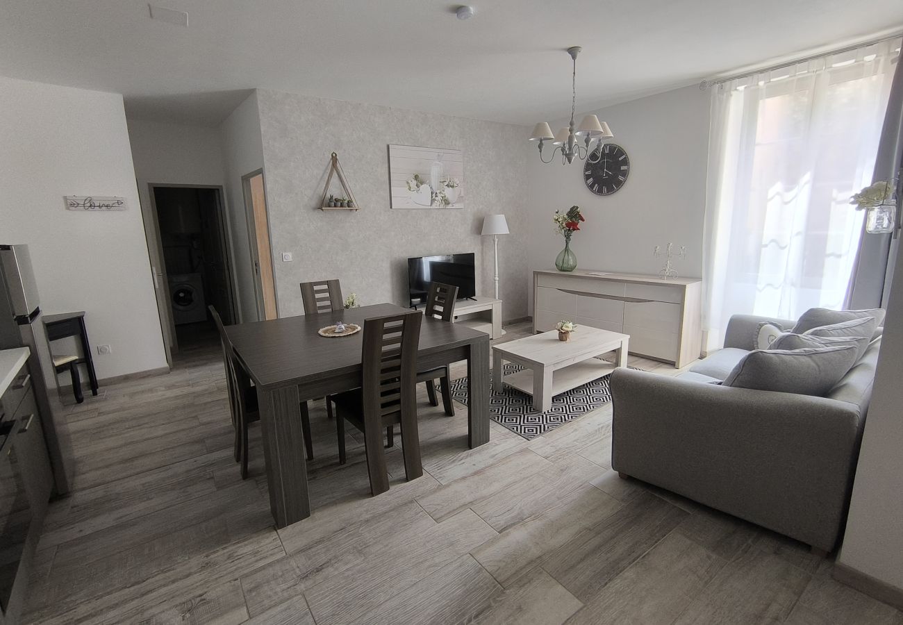 Appartement à Riez - Appartement Le Romarin-4 pers à Riez-3 étoiles 
