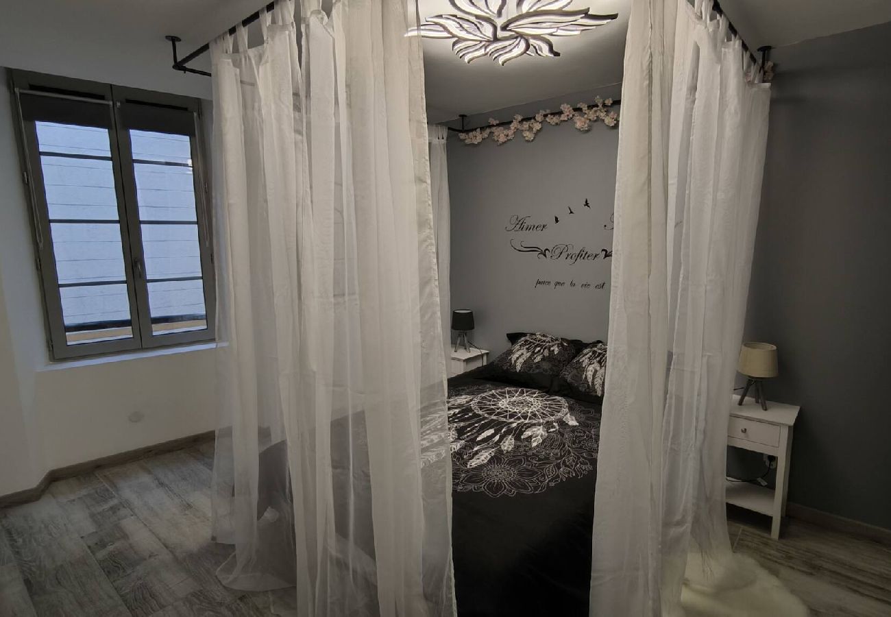 Appartement à Riez - Appartement L'Iris-4 pers-Le cinéma dans le Verdon-3 étoiles 