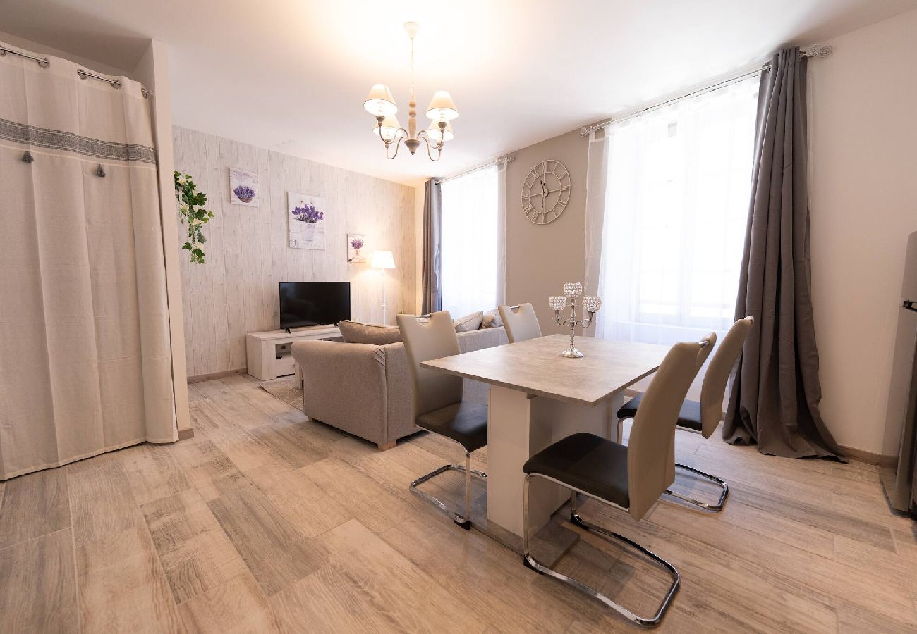 Appartement à Riez - Appartement L'Olivier-4pers-Gorges-du-Verdon-3 étoiles 