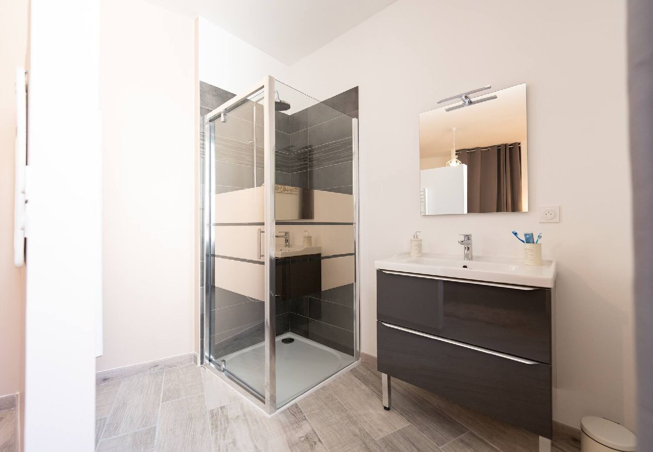 Appartement à Riez - Appartement L'Olivier-4pers-Gorges-du-Verdon-3 étoiles 