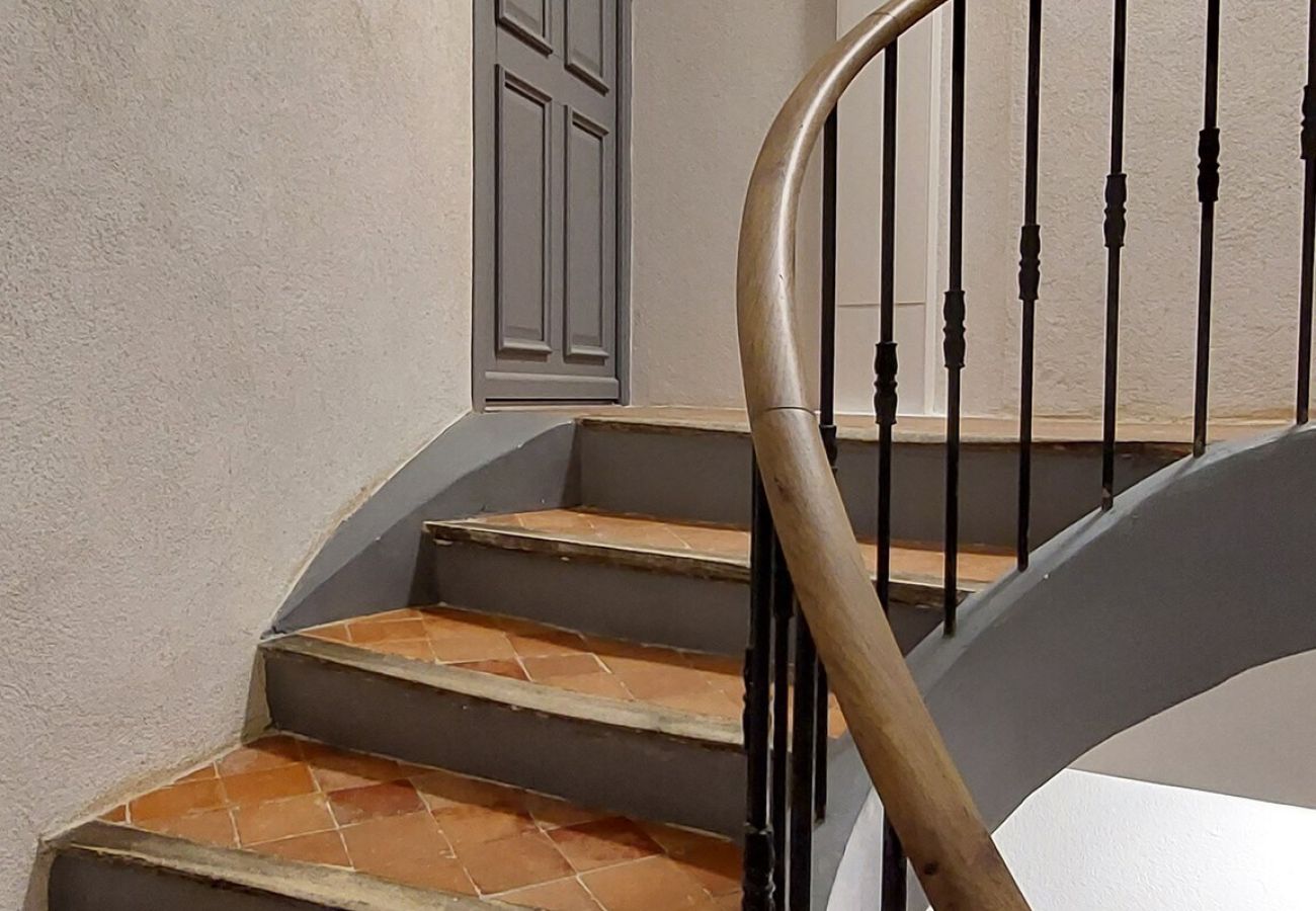 Studio à Riez - Appartement le Mansardé-Le charme sous les toits-3 étoiles