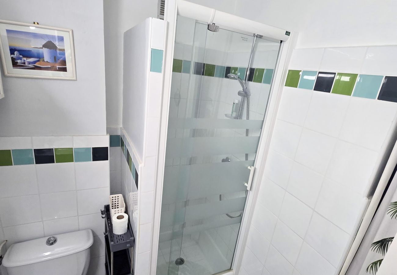 Appartement à Gréoux-les-Bains - Appartement Fontaine - 2 pers - clim - ascenseur - terrasse - parking