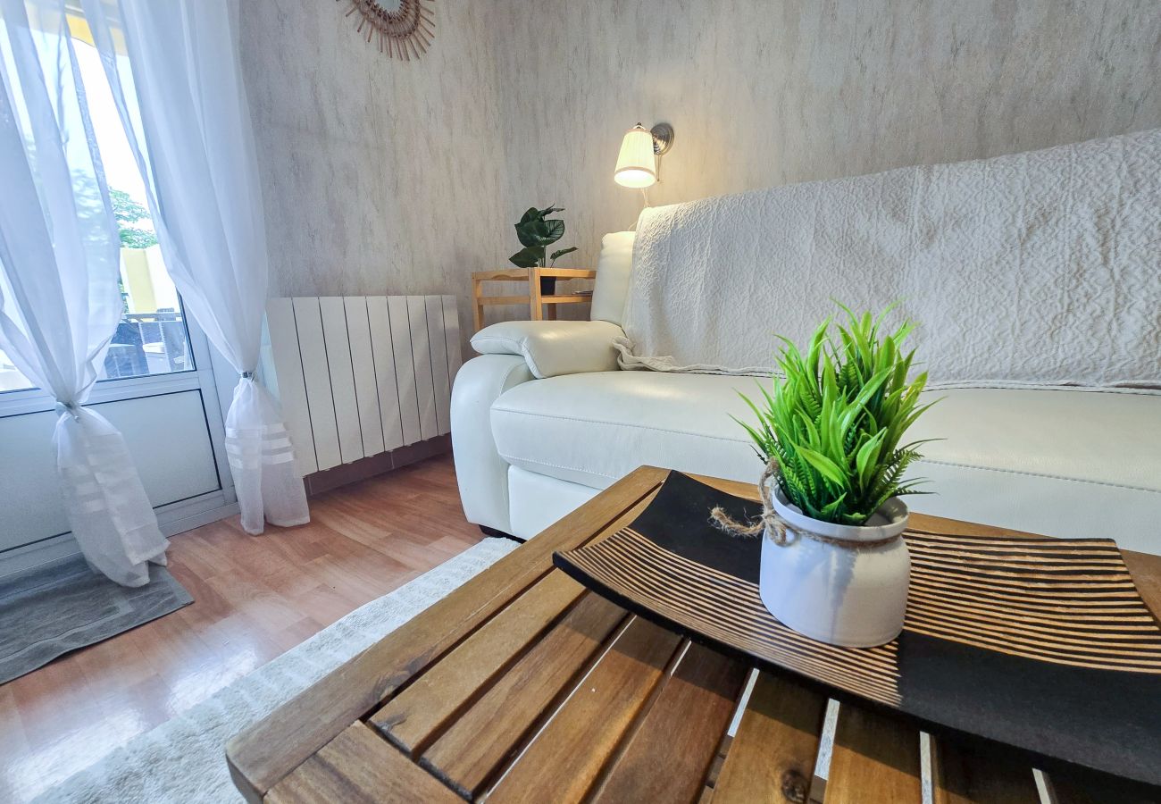Appartement à Gréoux-les-Bains - Appartement Fontaine - 2 pers - clim - ascenseur - terrasse - parking