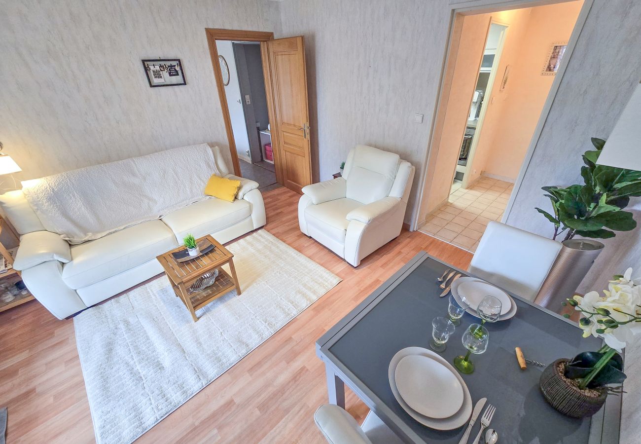 Appartement à Gréoux-les-Bains - Appartement Fontaine - 2 pers - clim - ascenseur - terrasse - parking