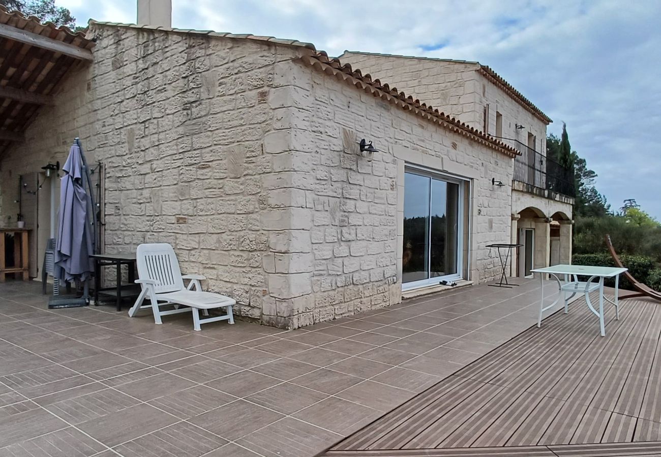 Villa à Lincel - La colline sous les étoiles