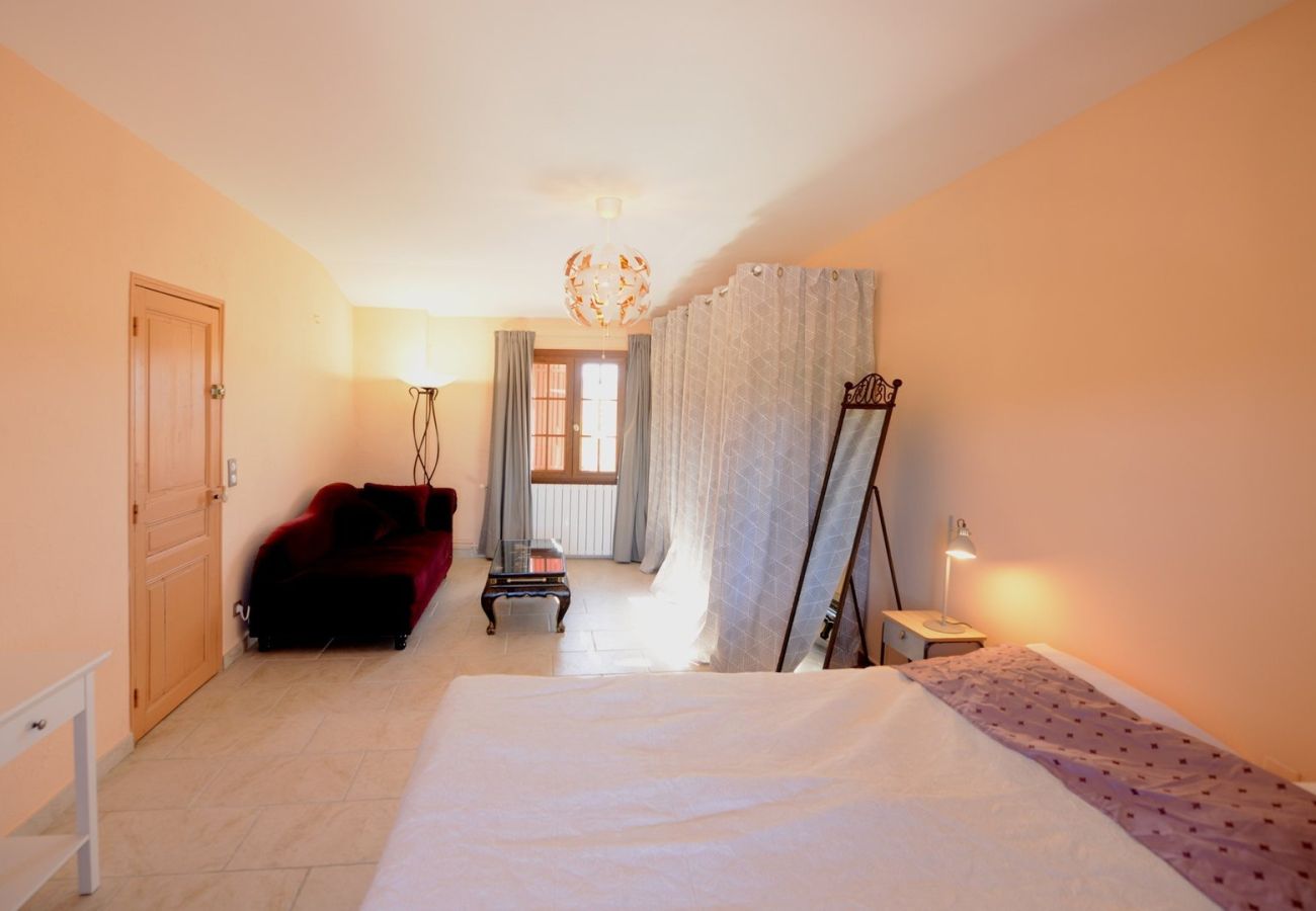 Maison à Oraison - Lou Parpaioun