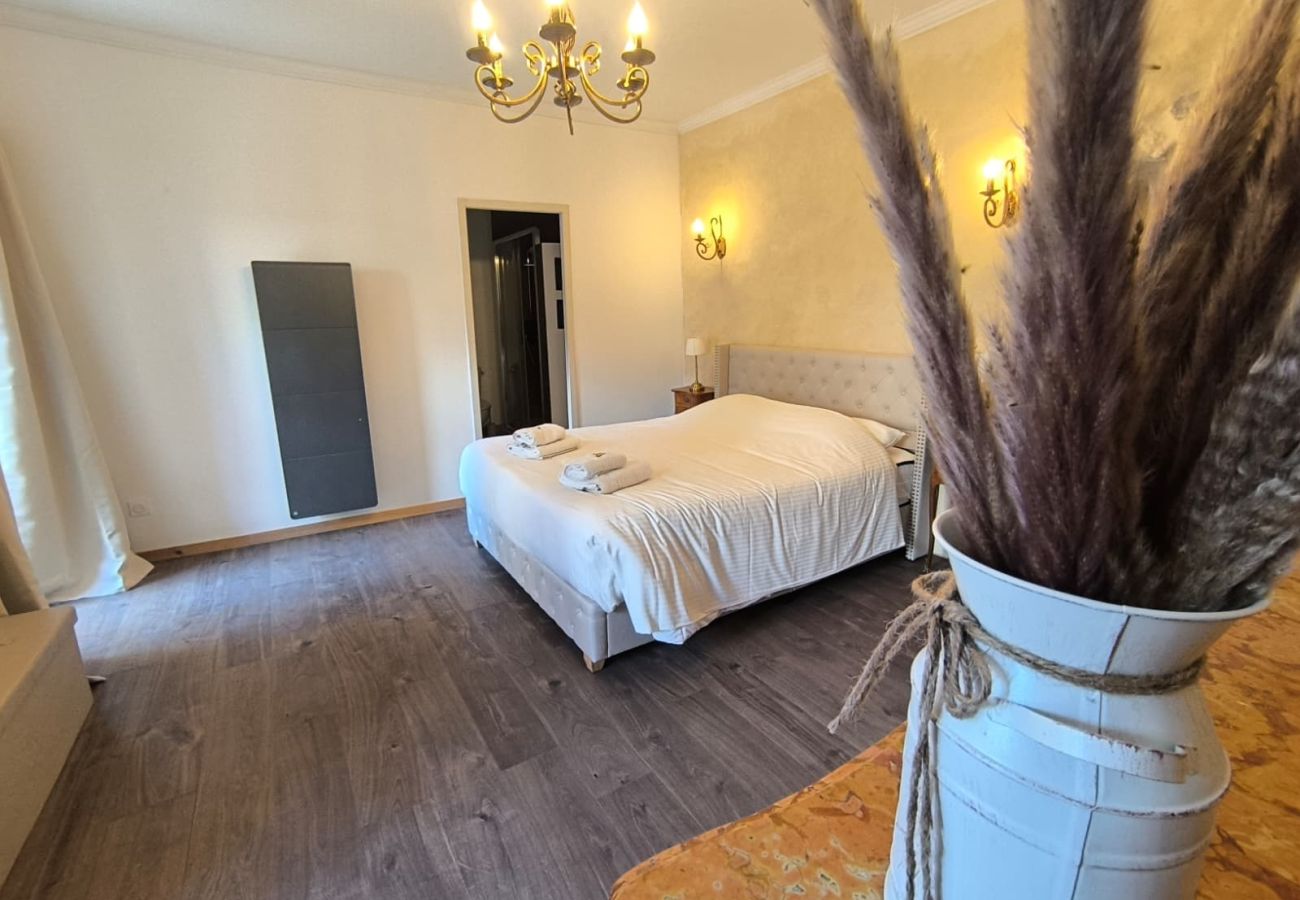 Domaine à Montfroc - Le château de Montfroc