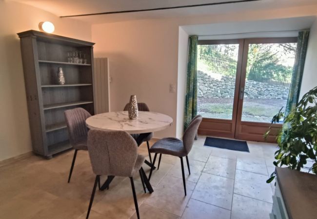 Appartement à Montfroc - Le Nid du Château