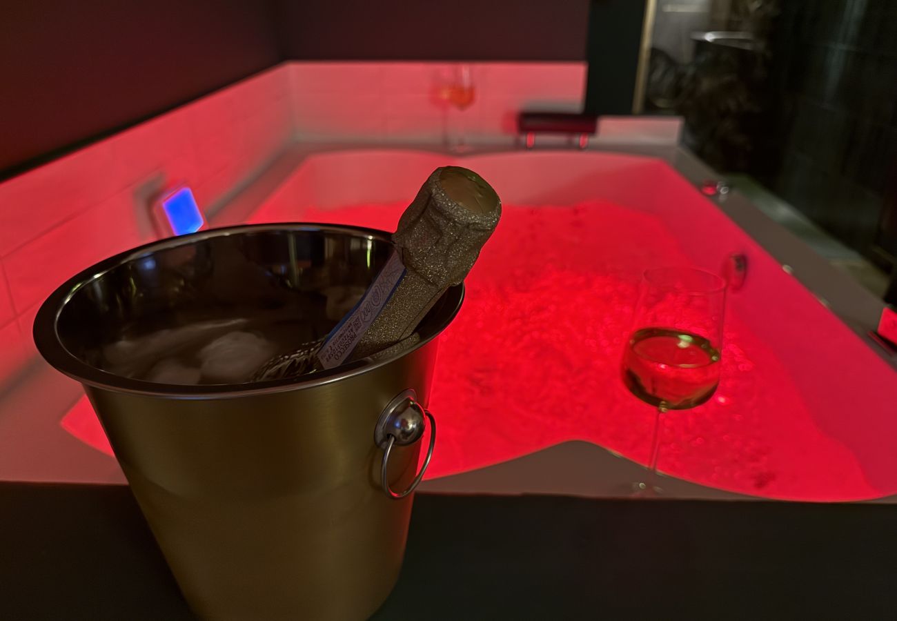 Appartement à Manosque - La Love Room