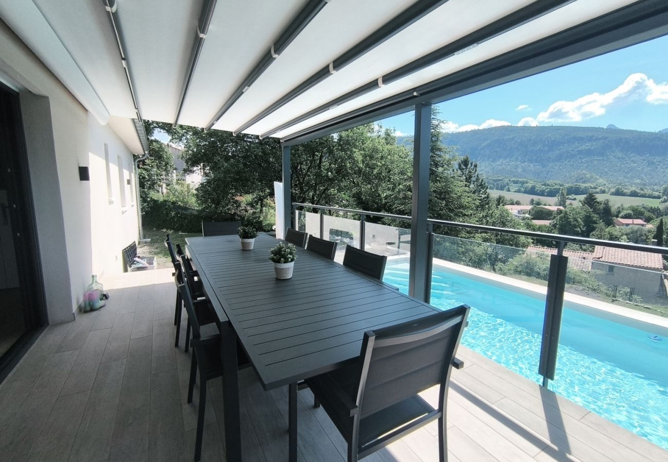 Villa à Le Brusquet - L'Ecrin du Brusquet 8personnes piscine chauffée