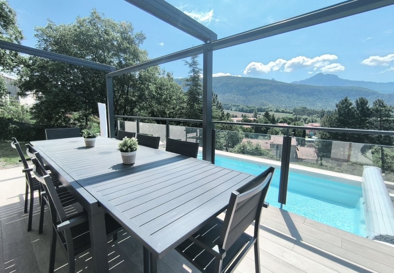 Villa à Le Brusquet - L'Ecrin du Brusquet 8personnes piscine chauffée