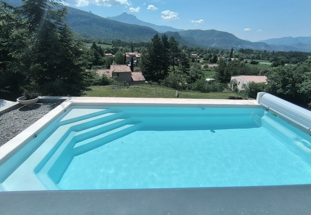Villa à Le Brusquet - L'Ecrin du Brusquet 8personnes piscine chauffée