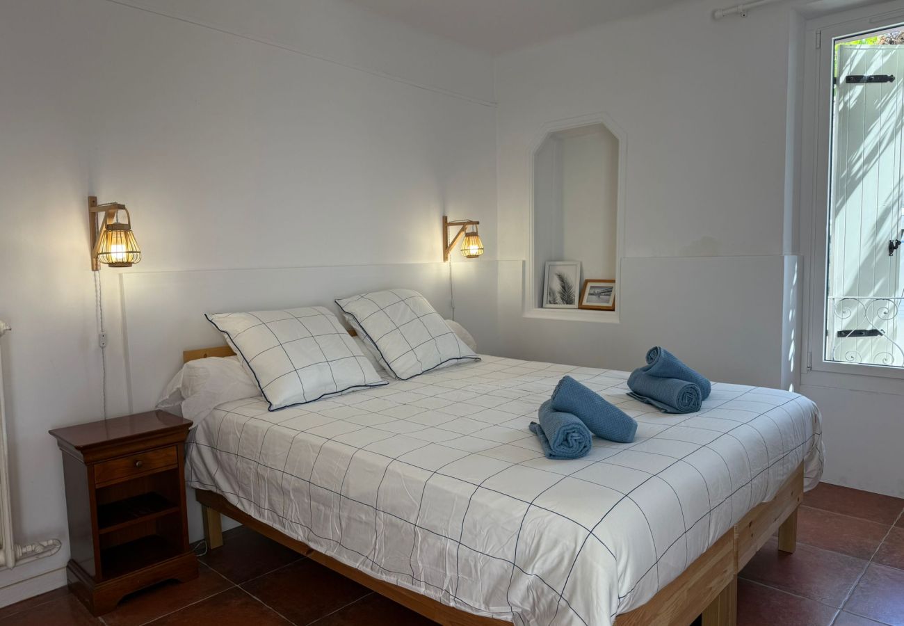 Maison à Les Mées - Le Balcon des Pourcelles 12personnes /terrasses