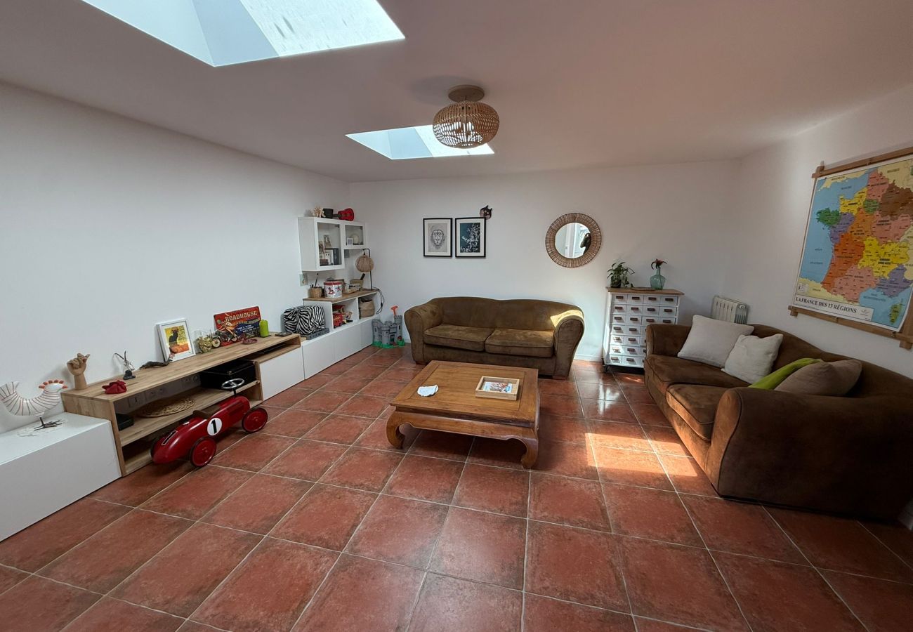 Maison à Les Mées - Le Balcon des Pourcelles 12personnes /terrasses