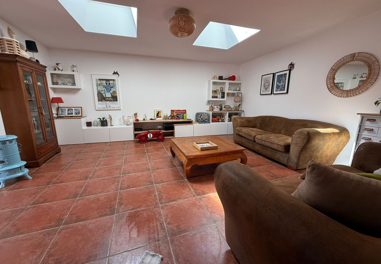 Maison à Les Mées - Le Balcon des Pourcelles 12personnes /terrasses
