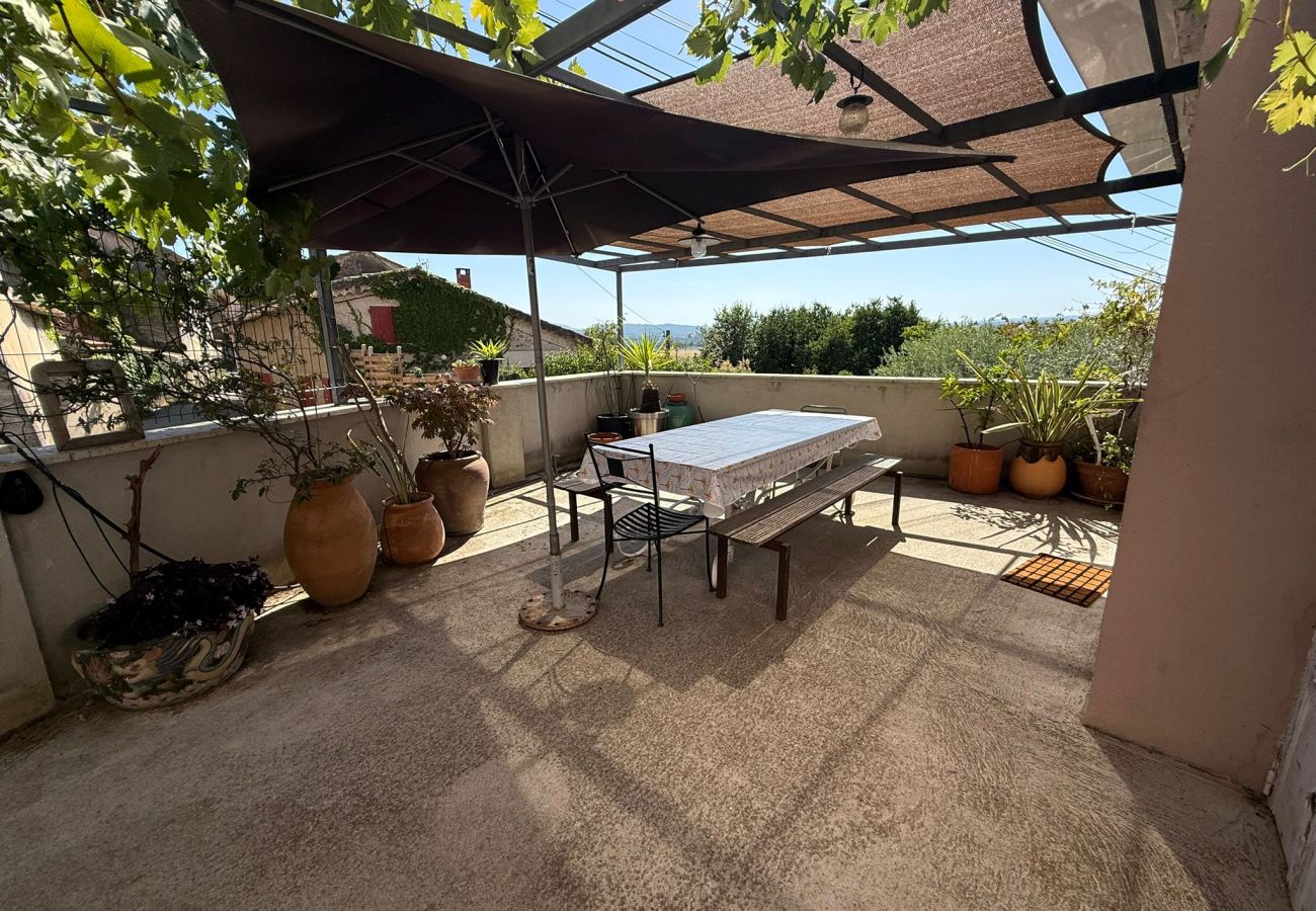 Maison à Les Mées - Le Balcon des Pourcelles 12personnes /terrasses