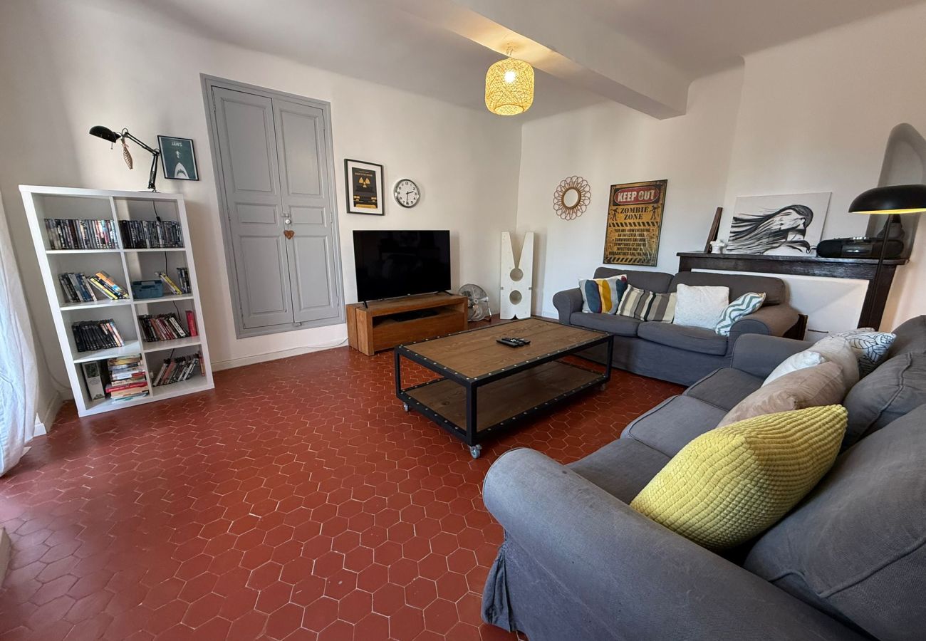 Maison à Les Mées - Le Balcon des Pourcelles 12personnes /terrasses