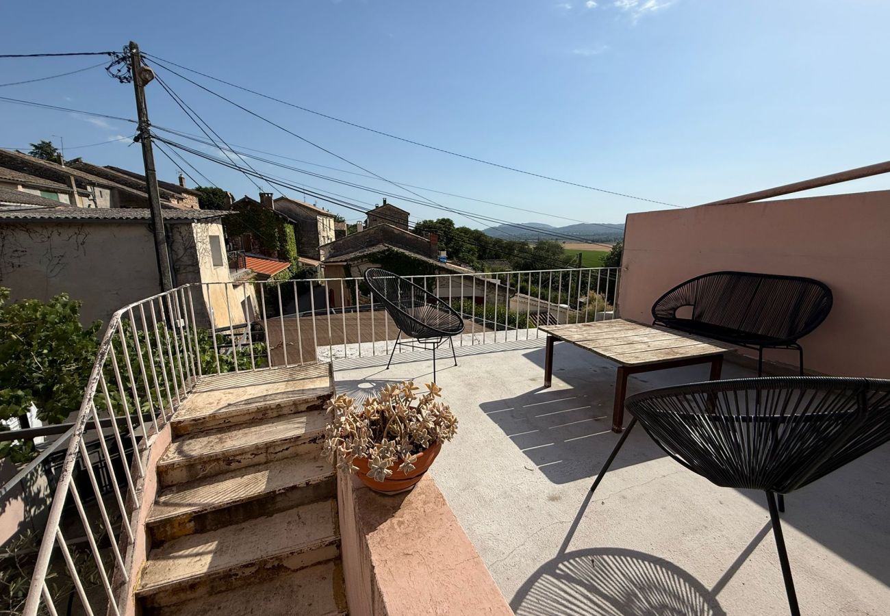 Maison à Les Mées - Le Balcon des Pourcelles 12personnes /terrasses