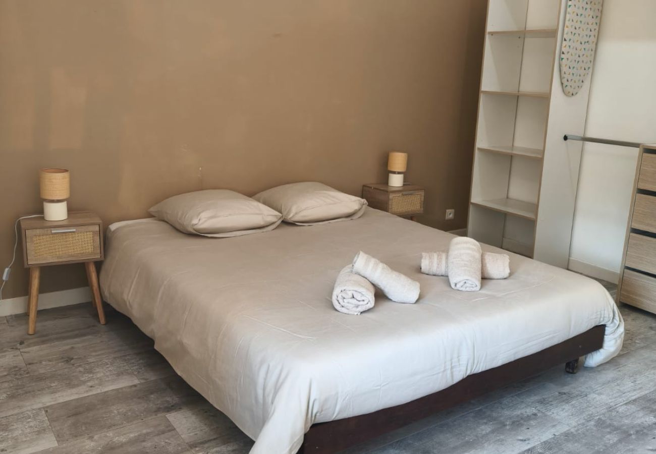Appartement à Château-Arnoux-Saint-Auban - ecrin du lac